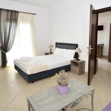 Inanthi Apartment Potos Room photo