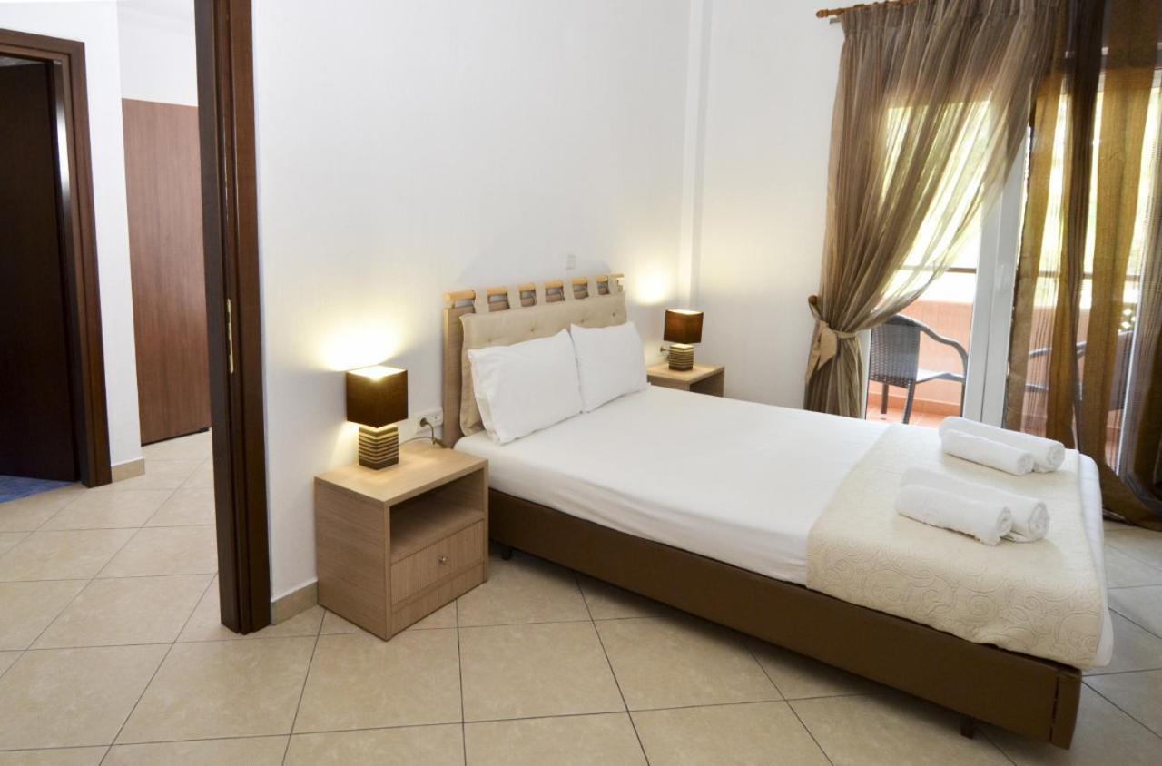 Inanthi Apartment Potos Room photo
